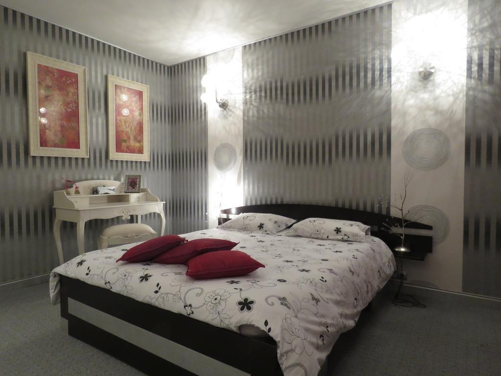 Champagne Gilmaire-Etienne Bed & Breakfast Binson-et-Orquigny Rom bilde